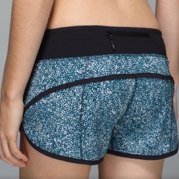 🍋 Lululemon Athletica Speed Up Short , Pebble Parfait , Size 6 - Picture 4 of 6